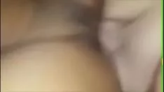 Reproducir Gente rica morena teniendo sexo