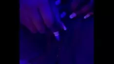 Jouer Ébène se fait baiser des jouets