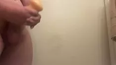 Reproduzir Sapato de borracha grande fode brinquedo mais cedo toma banho pt2 (raiz do orifício)