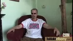 Redare Copilul de abanos ia o dracu’ fierbinte în grup 8
