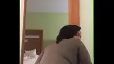 Jouer La noblesse chaude tremble sa personnification