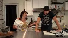 Reproducir Treadh tolev y el pequeño falo