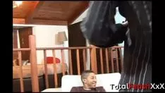 চালান মেলরোসিনেস ফোপোর্ন