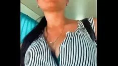 Reproducir ¿Deseas mi preciosa ropa íntima?