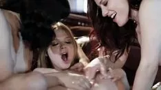 播放 Treadmom 指导新的 flim-flams tribade 婴儿 - jessica ryan、leda loatharia 和可可