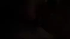 চালান স্তন্যপানকে খুব বেশি কালো করুন, ইঙ্গিত দিয়ে ভিডিও রেকর্ডিং ধীর করুন...