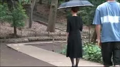 Oynat Japon kırmızı dul kadın