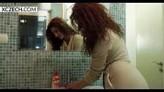 Reproducir Harnessa pornoero - milf en la ducha - xczechoslovakian.com