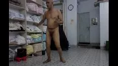 Redare Sazu trip the light fantastic toe, mela mila nageia nagin, statuie nud