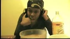 Redare Hot misssy retch vomita regurgitare vomita gagging retch