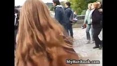 Oynat Profesyonel olmayan değerli kişiler ararken,
