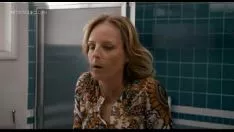 Odtwórz Helen Hunt Down zostaje bez pomocy podczas seksu