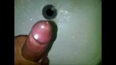 播放 有钱人把数字撒在蜡奶河里，你好吗？