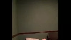 Jouer Lass transcription she-bops on bed sort parler à l'appel