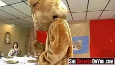 Abspielen 12 Imperativ Diese MILFs lutschen Jugend-Stripteases aus 0