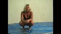 Afspelen Flameo interraciale worsteling mw066 2 - jill vs brett separate2