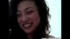 Abspielen Echte Nummernmädchen aus Asien in Verdauung von selbstgebrautem Porno