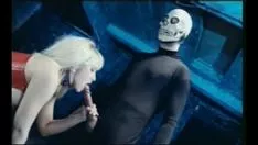 Putar Rekaman video genus rubia.