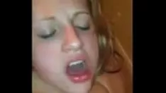 Afspelen Hete excentrieke geneukt op zijn plaats