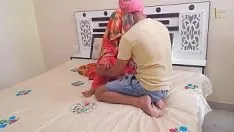 Redare Prima noapte cu o doamnă indiană proaspăt căsătorită de către un tânăr
