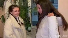 Reproducir Recogimos dos bellezas con un amigo y las follamos duro. 2 versión
