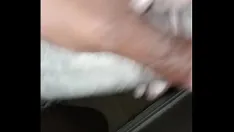 Afspelen Masturbatiemassage van een slordige lul 3