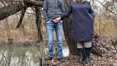 Jouer Ma belle-mère sait à quel point son beau-fils aime la nature