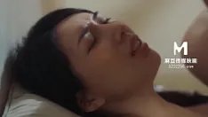 Putar Trailer-kakak tiri panas dorong aku dengan tubuhnya-liang jia xin-md-0263-video porno asia asli terbaik