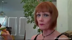 Redare Femeie amatoare mai în vârstă îți suge prostiile