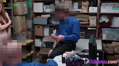 Играть Грудастую милфу и шаловливую тинку застукали и жестко трахнули возбужденные полицейские