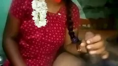 Jouer La déesse indienne masquée devient coquine à l'extérieur