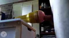Redare Sesiunea de masturbare masculină solo australiană Fleshlight