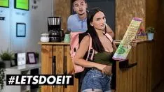 Играть Рогатый студенческий общежитие - (cecilia bavel, tommy caspiritedness) - большая задница брюнетки - предположительно правильные пути