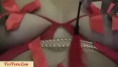 Putar Orang kaya India berjudul striptis