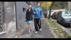 تشغيل هذا بلا شك لا يحلم بجلوس اثنين على اثنين من مضرب fucworld