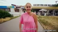 Odtwórz Cutie nieprofesjonalna nastoletnia europejska nierządnica rucha wczasowiczkę za gotówkę w 32