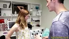 चलाएँ टैटू प्रेमिका उसके bf भटकता है और प्यार करता है
